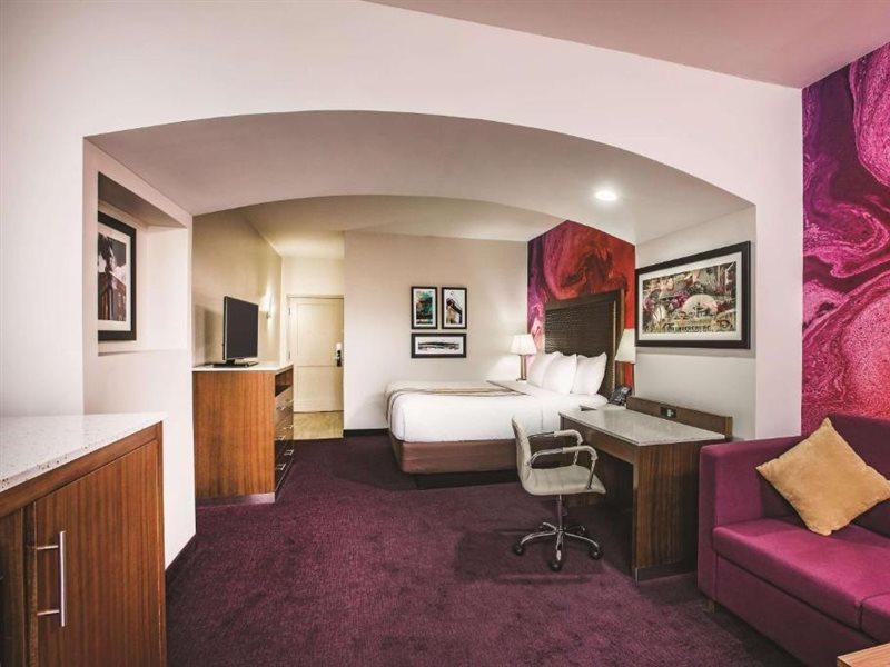 La Quinta By Wyndham Chambersburg Hotel Екстериор снимка