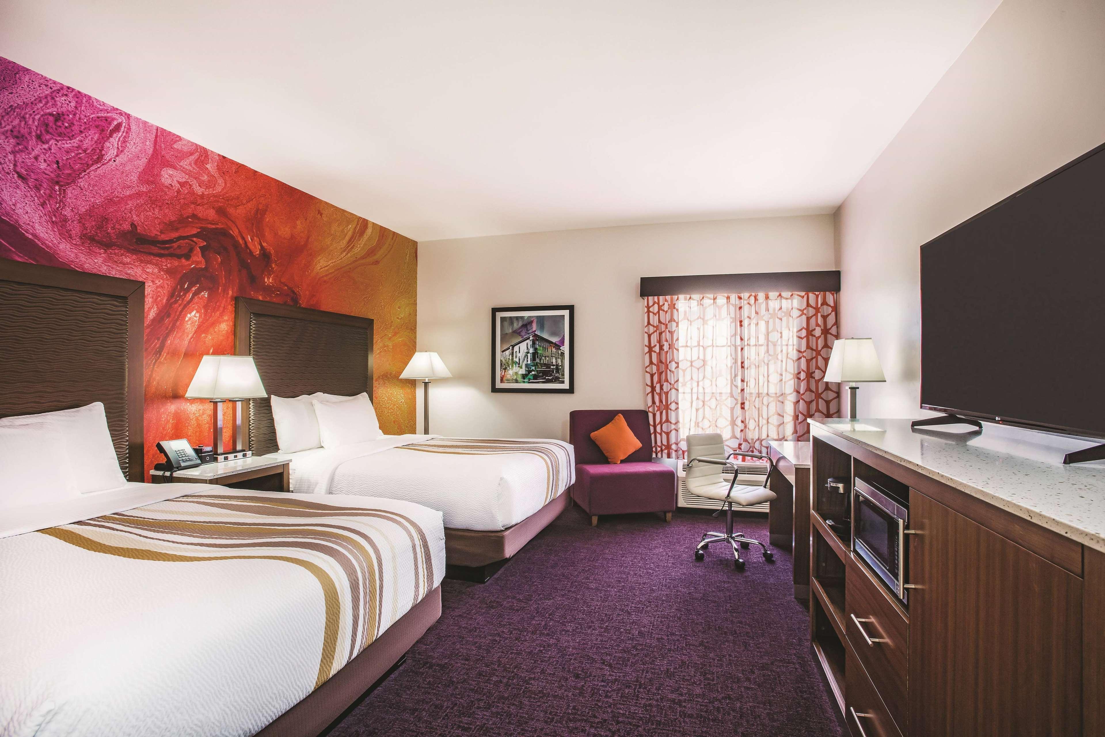 La Quinta By Wyndham Chambersburg Hotel Екстериор снимка