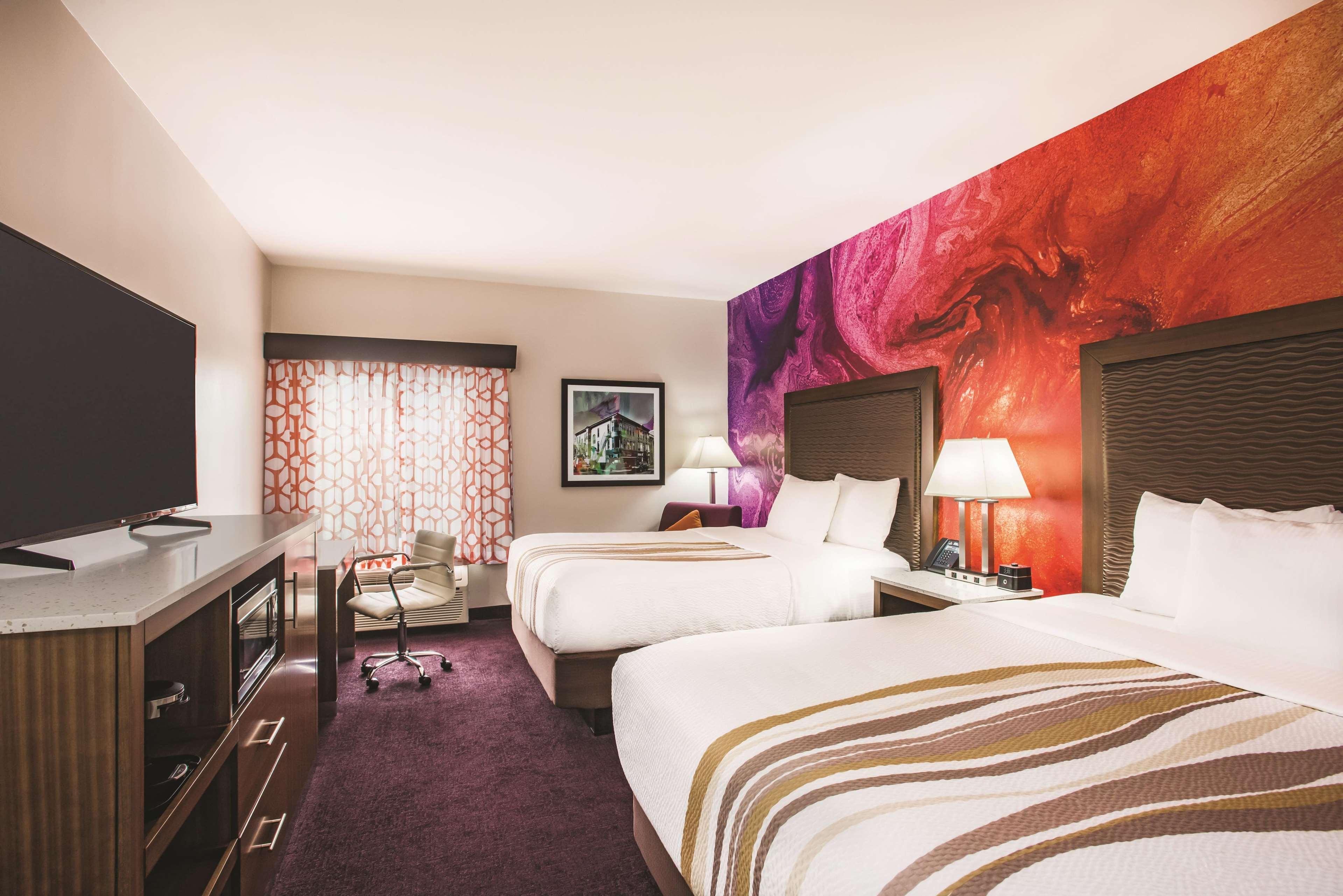 La Quinta By Wyndham Chambersburg Hotel Екстериор снимка