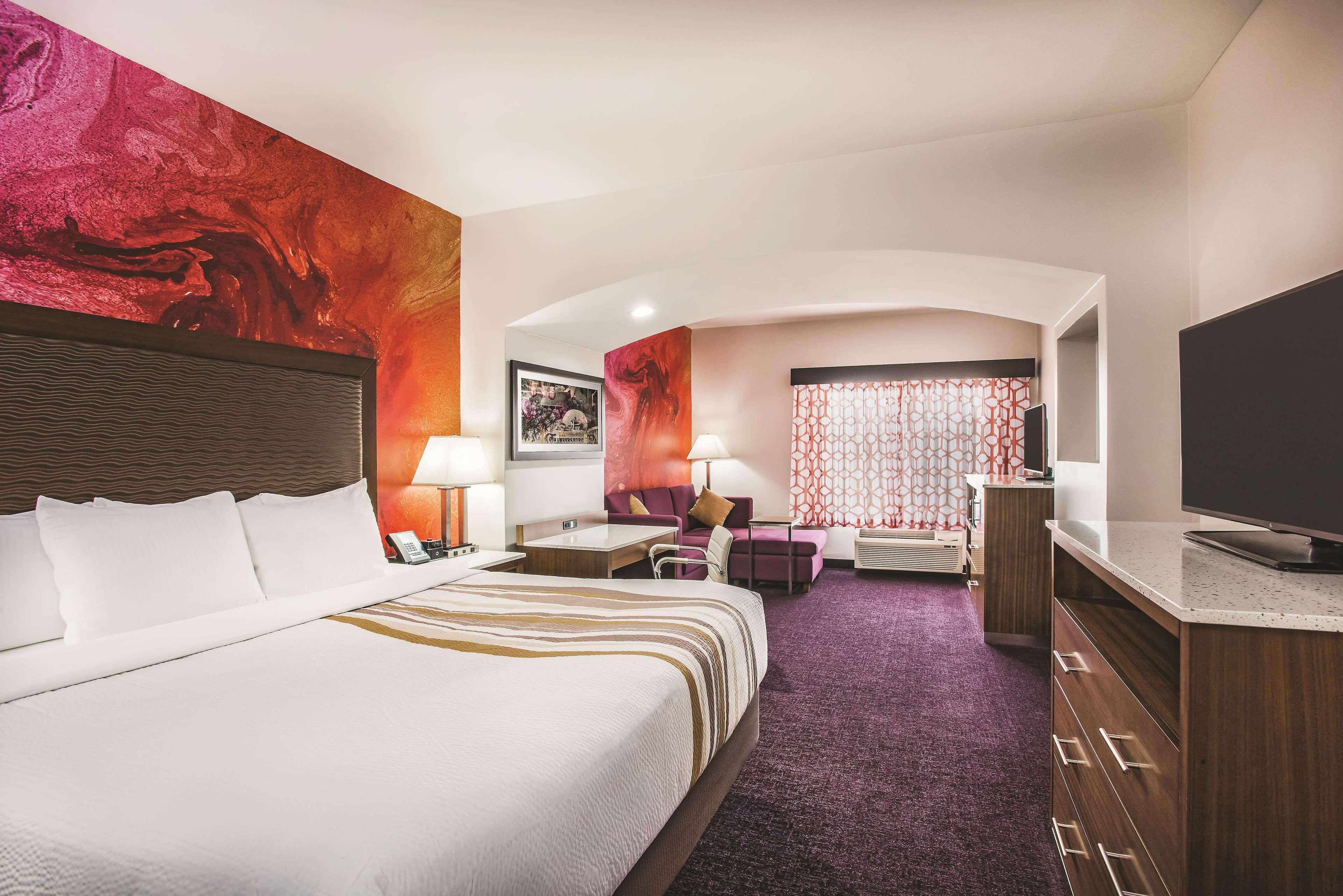 La Quinta By Wyndham Chambersburg Hotel Екстериор снимка