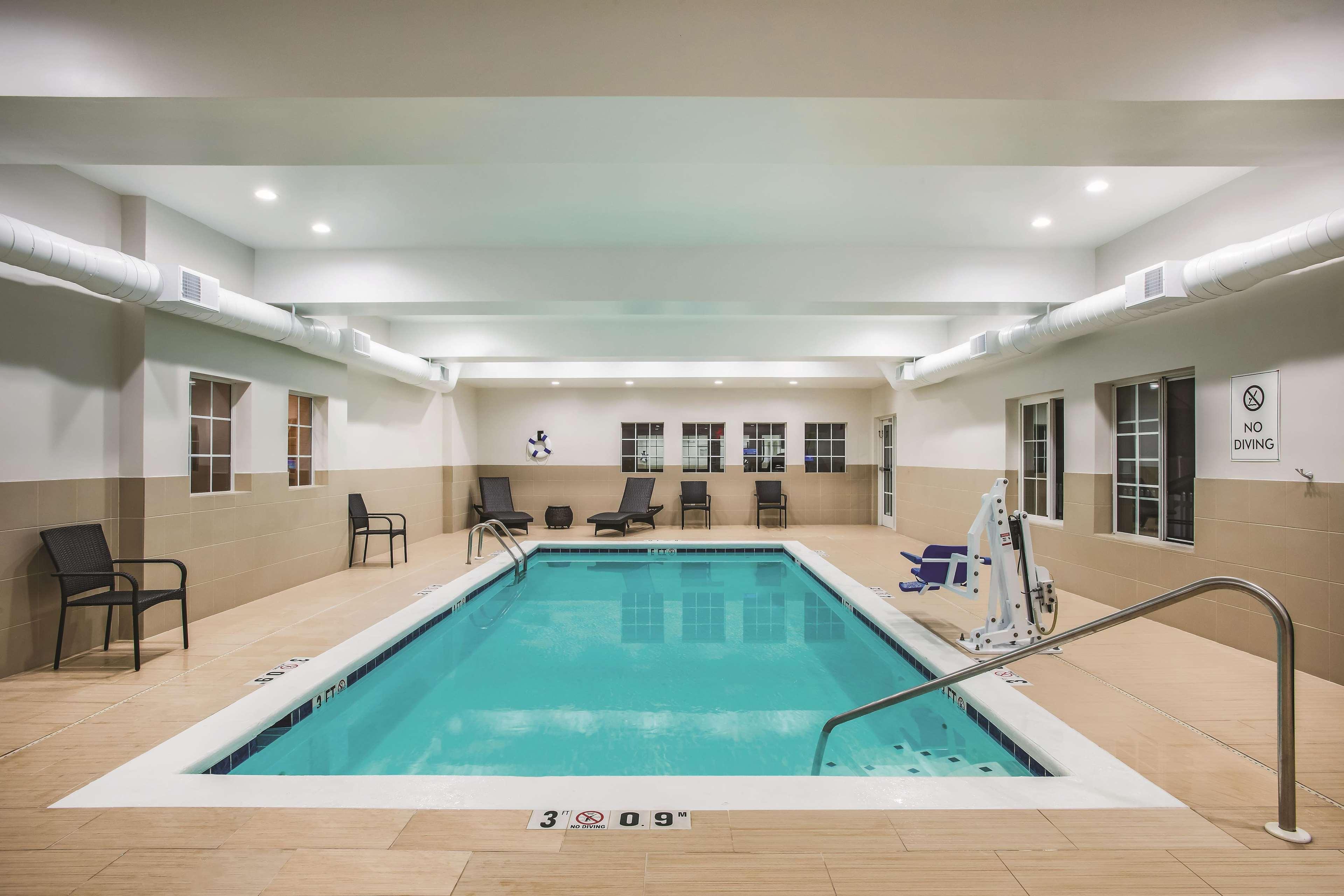 La Quinta By Wyndham Chambersburg Hotel Екстериор снимка