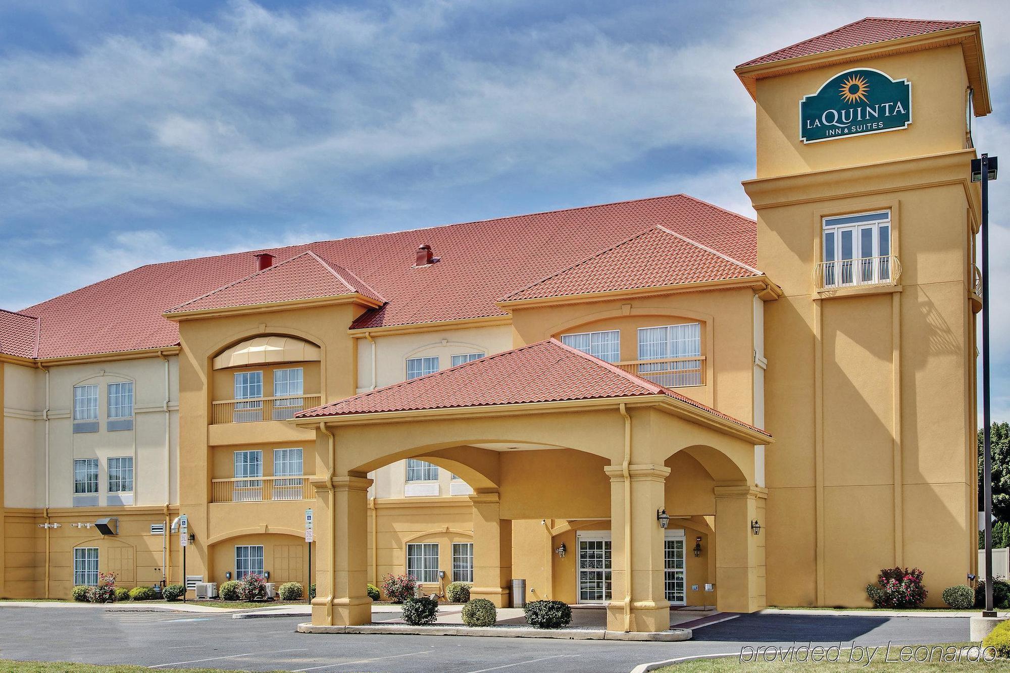 La Quinta By Wyndham Chambersburg Hotel Екстериор снимка