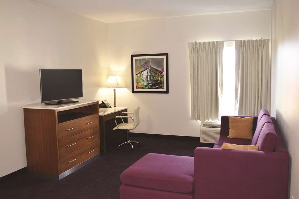 La Quinta By Wyndham Chambersburg Hotel Стая снимка