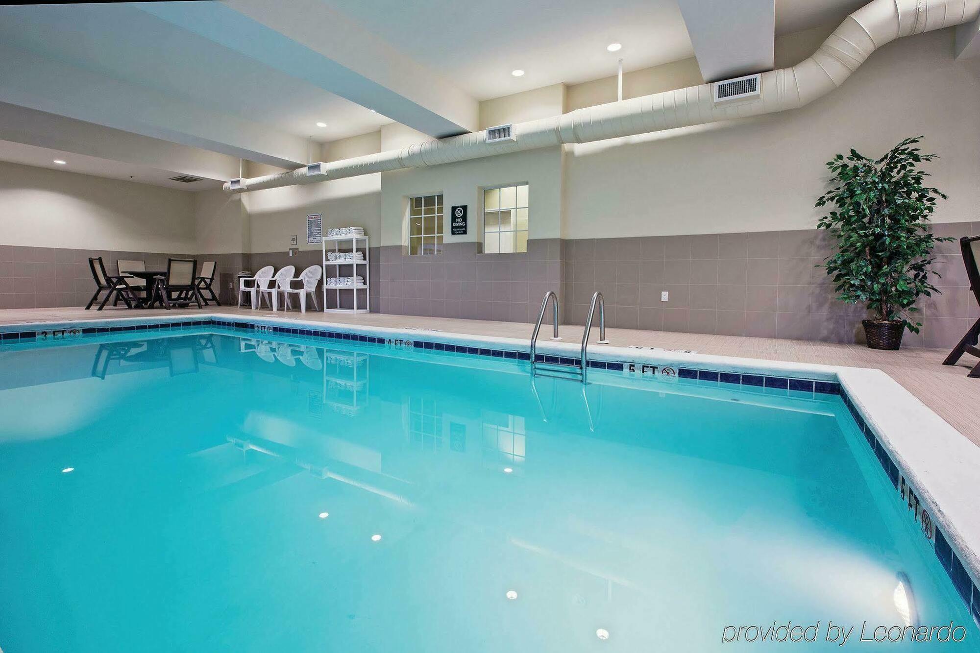 La Quinta By Wyndham Chambersburg Hotel Екстериор снимка